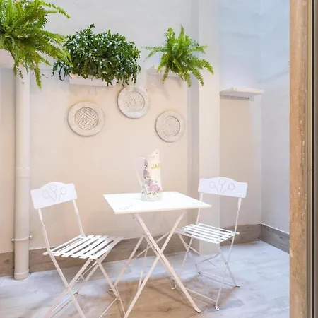 ベッド・アンド・ブレックファスト Bomera 3*