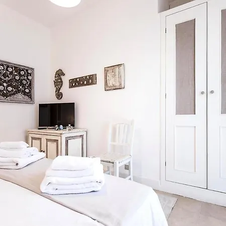 Bed & Breakfast Bomera 3*