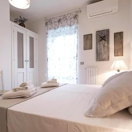 Bed & Breakfast Bomera 3*